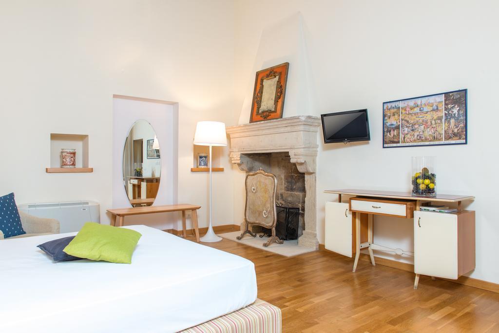Suite Palace Castromediano Lecce Eksteriør bilde